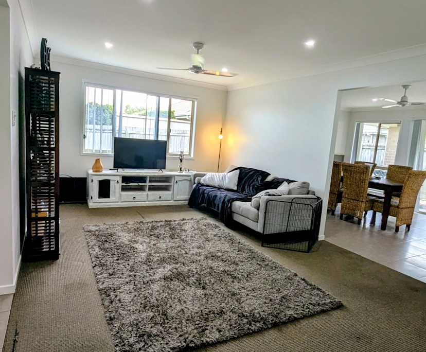 $410, Share-house, 3 bathrooms, Pimpama QLD 4209