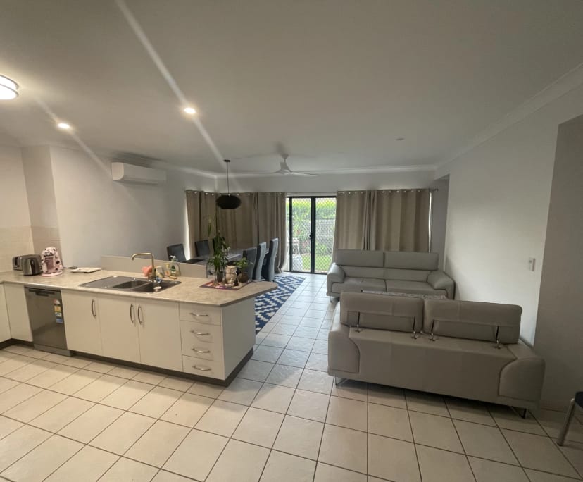$260, Share-house, 4 bathrooms, Coral Cove QLD 4670