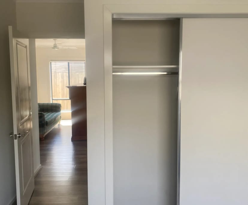 Unfurnished room in a share house