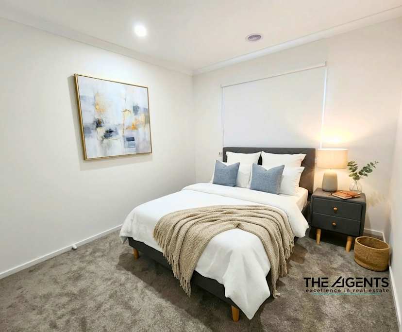 Furnished room with ensuite in a share house