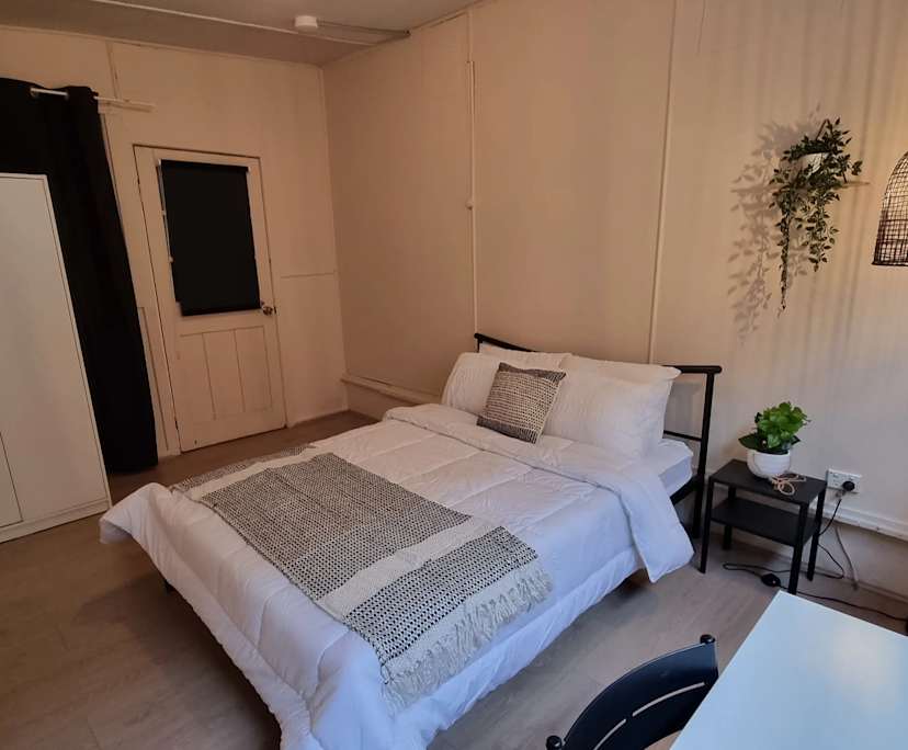 propertyImage