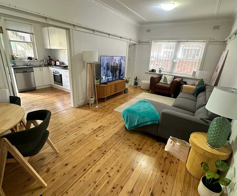 Whole property with 2 rooms for rent