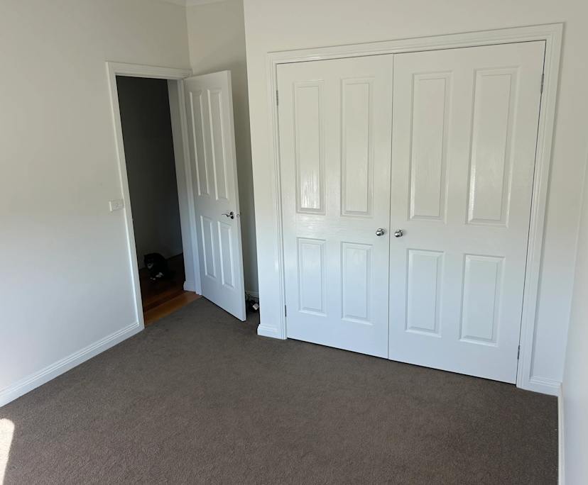 Unfurnished room in a share house