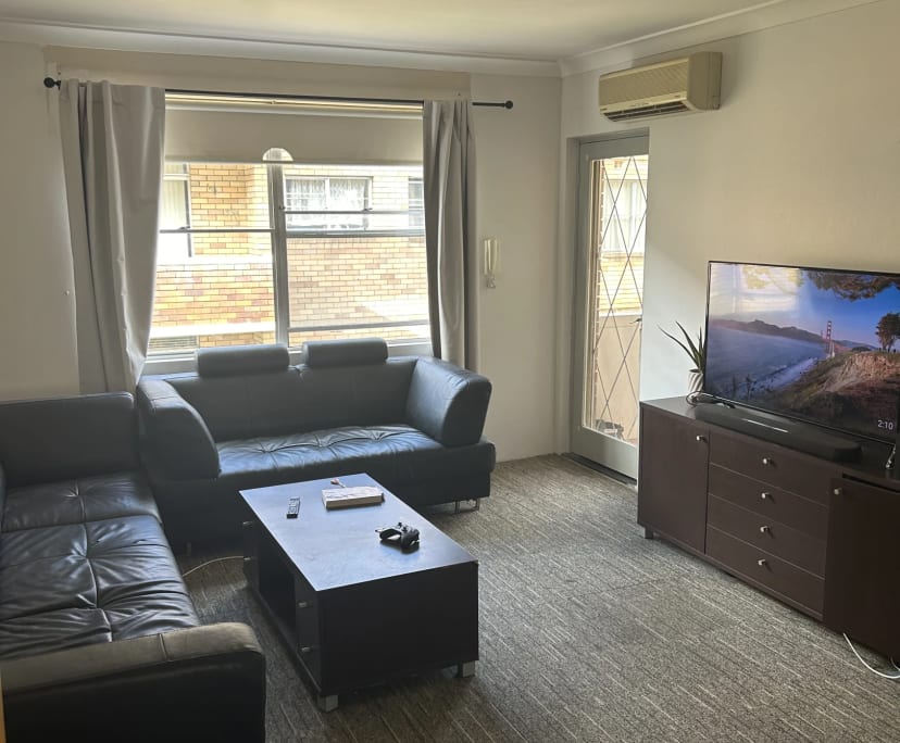 Unfurnished room in a flatshare