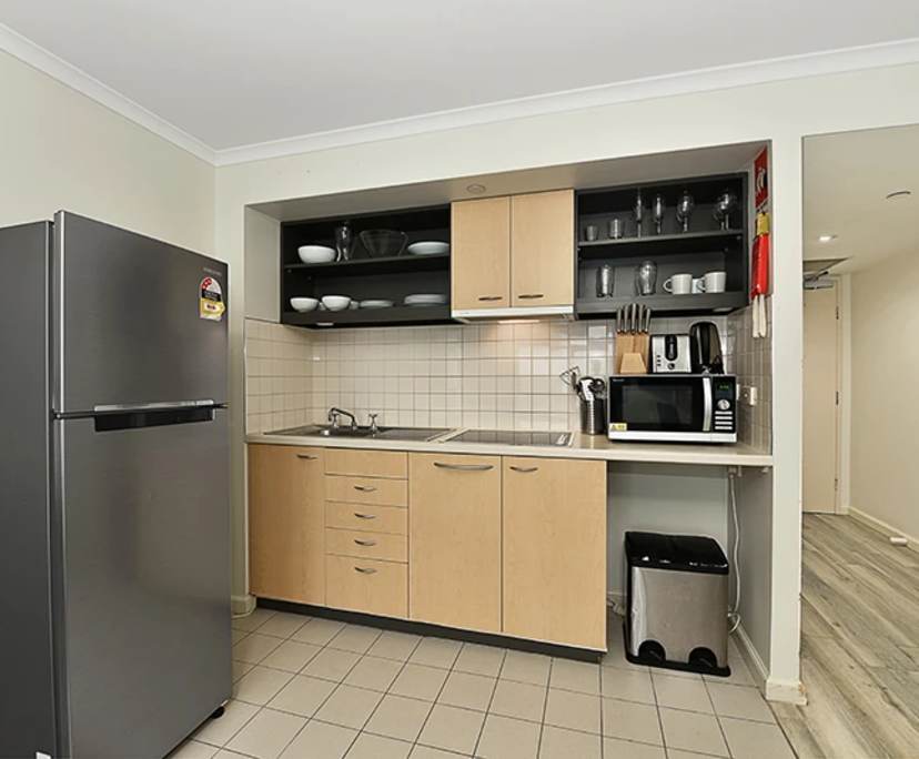 $699, 1-bed, 1 bathroom, Melbourne VIC 3000