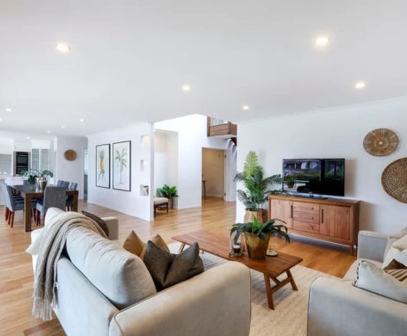 $250-400, Share-house, 2 rooms, Broadbeach Waters QLD 4218, Broadbeach Waters QLD 4218