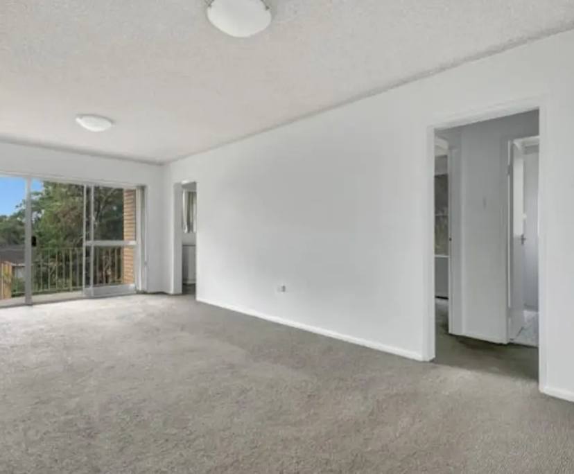 Unfurnished room in a flatshare