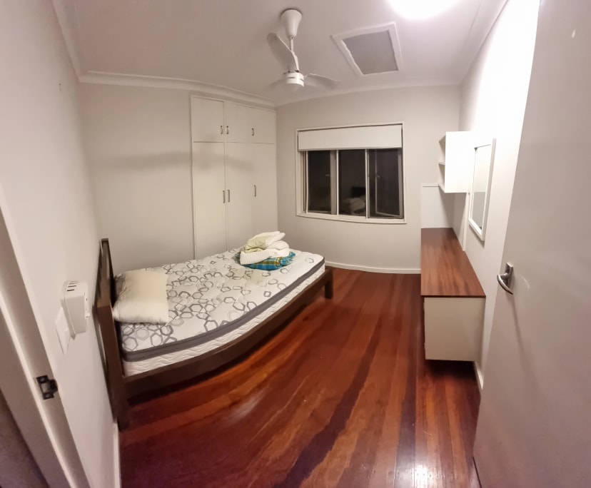 $165, Share-house, 5 bathrooms, Mitchelton QLD 4053