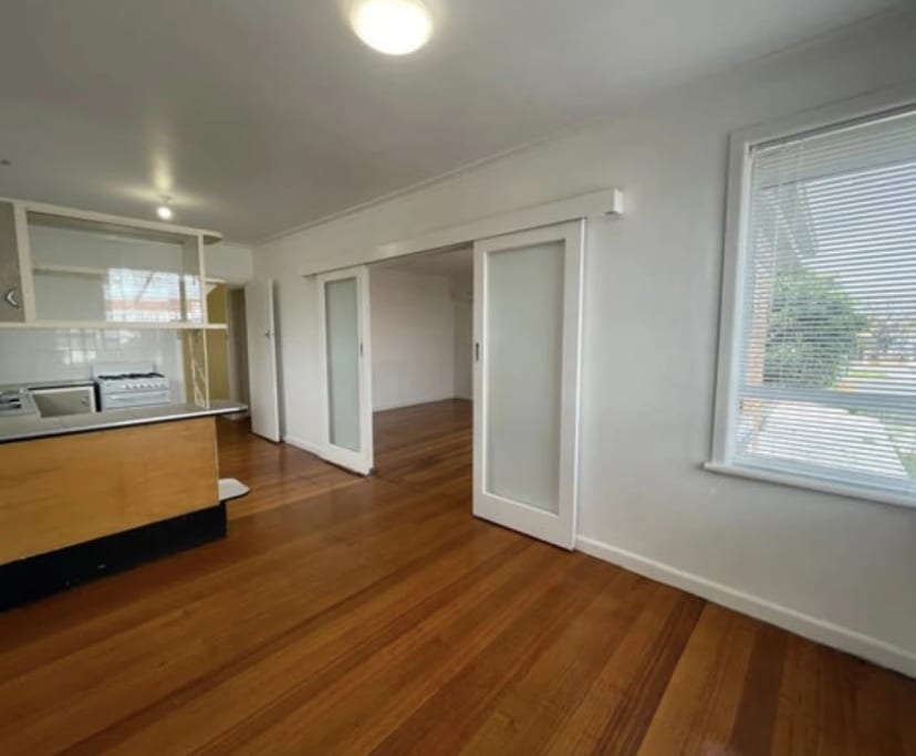 Whole property with 3 rooms for rent