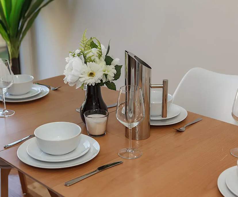 $305, Share-house, 6 bathrooms, Kingsbury VIC 3083