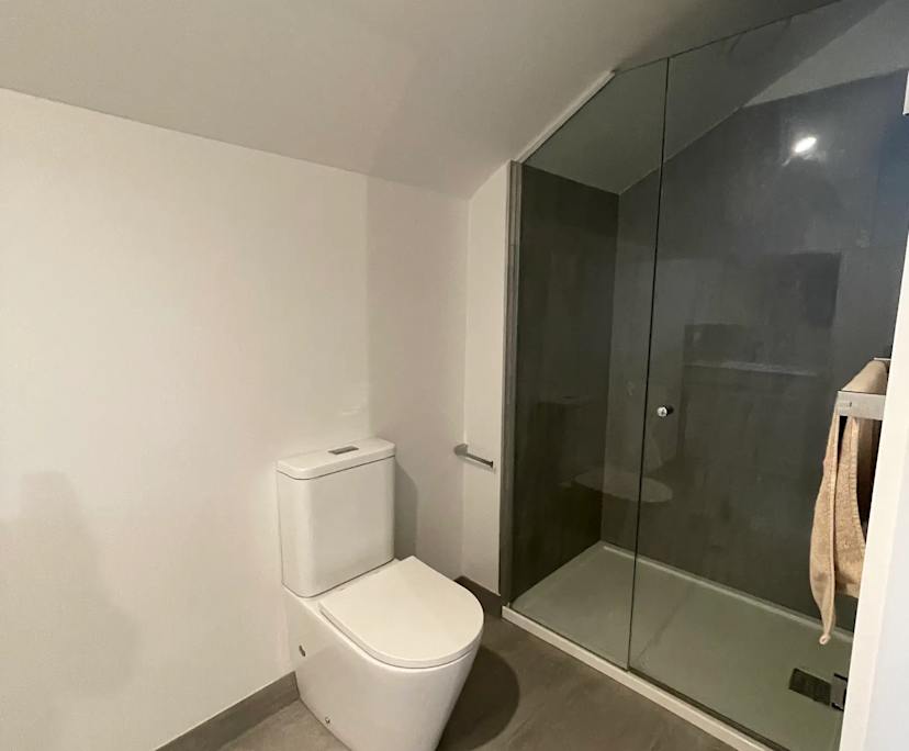 $325, Share-house, 4 bathrooms, Chadstone VIC 3148