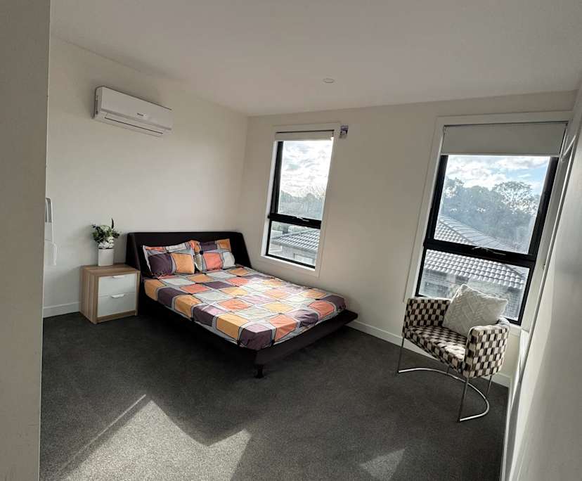 Furnished room in a share house