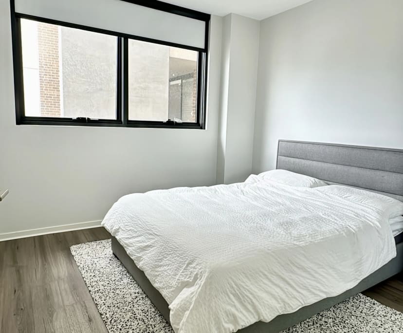 Furnished room in a flatshare