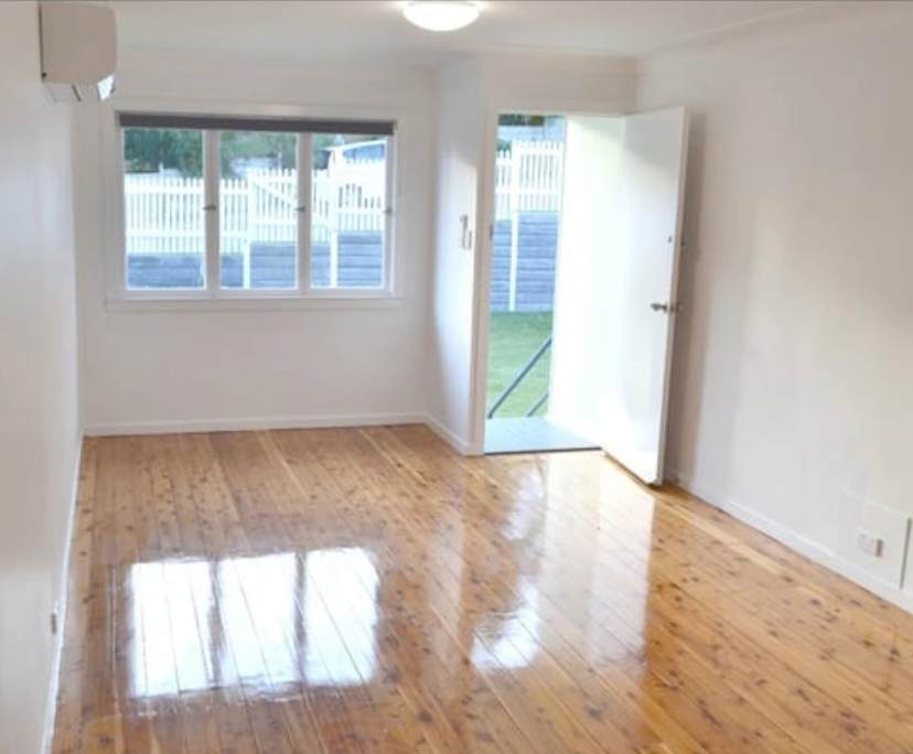 Whole property with 3 rooms for rent