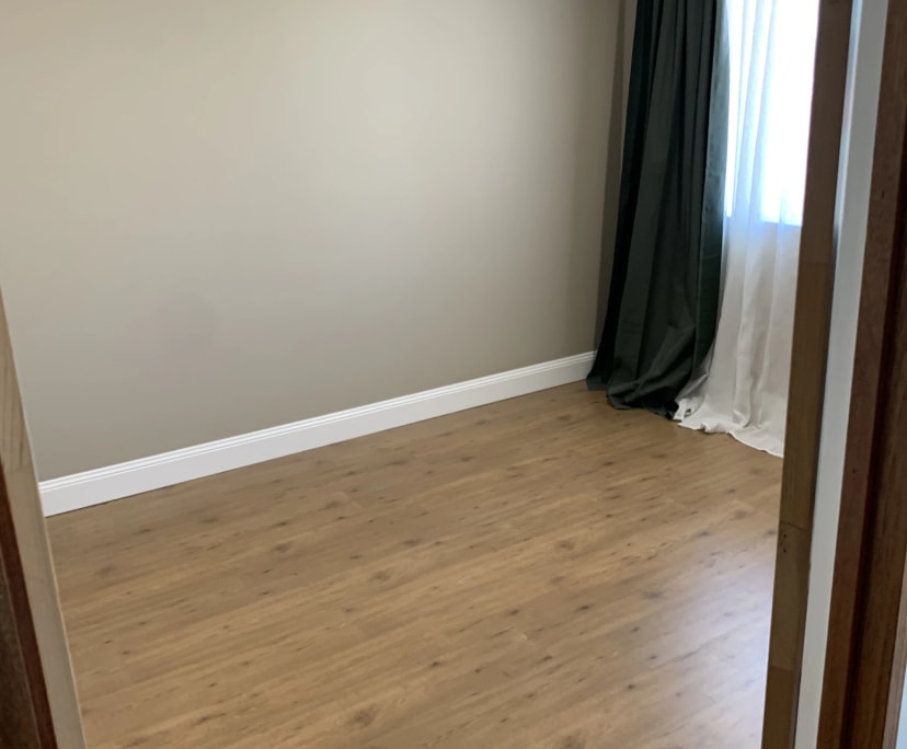 Unfurnished room in a share house