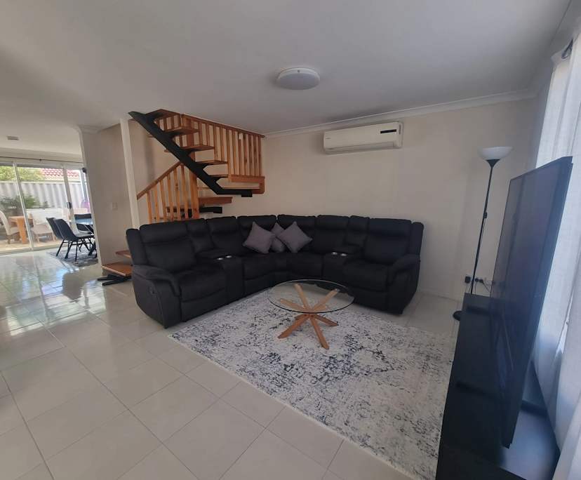 Room in a share house