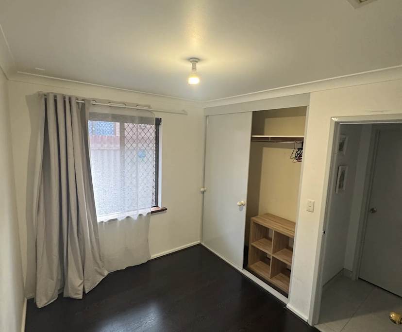 Unfurnished room in a share house
