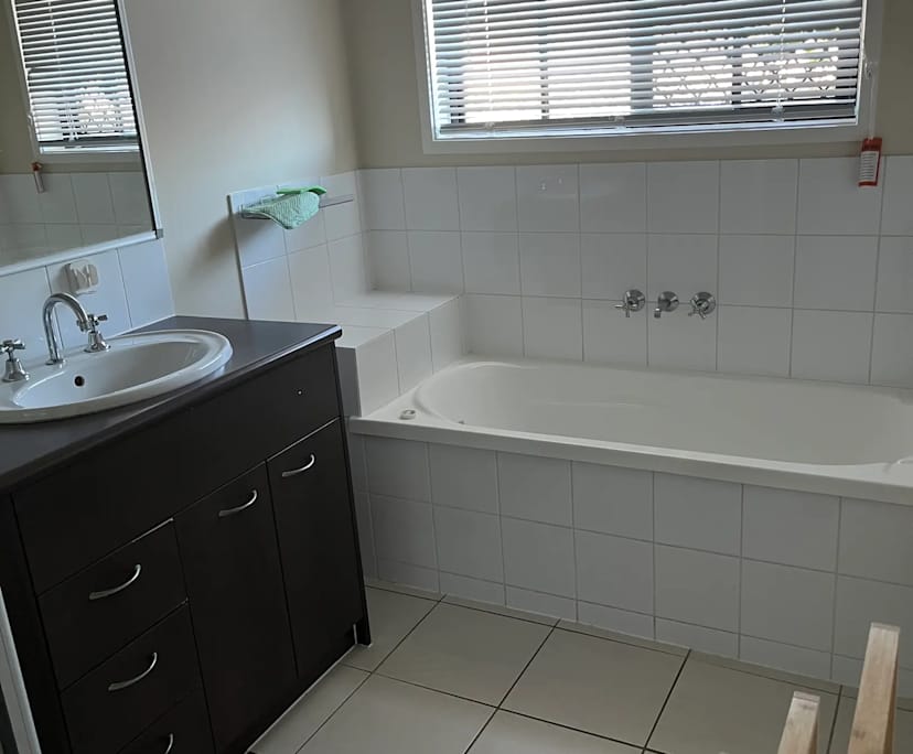 $150-250, Share-house, 2 rooms, Bellmere QLD 4510, Bellmere QLD 4510