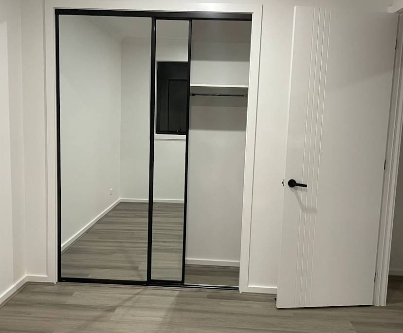 Room in a share house