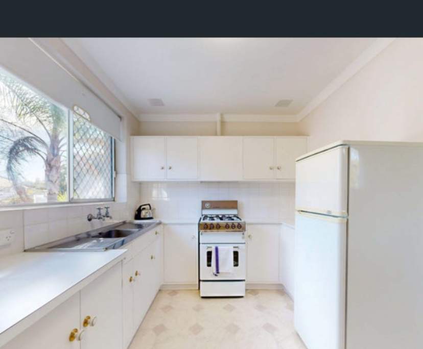 Whole property with 2 rooms for rent