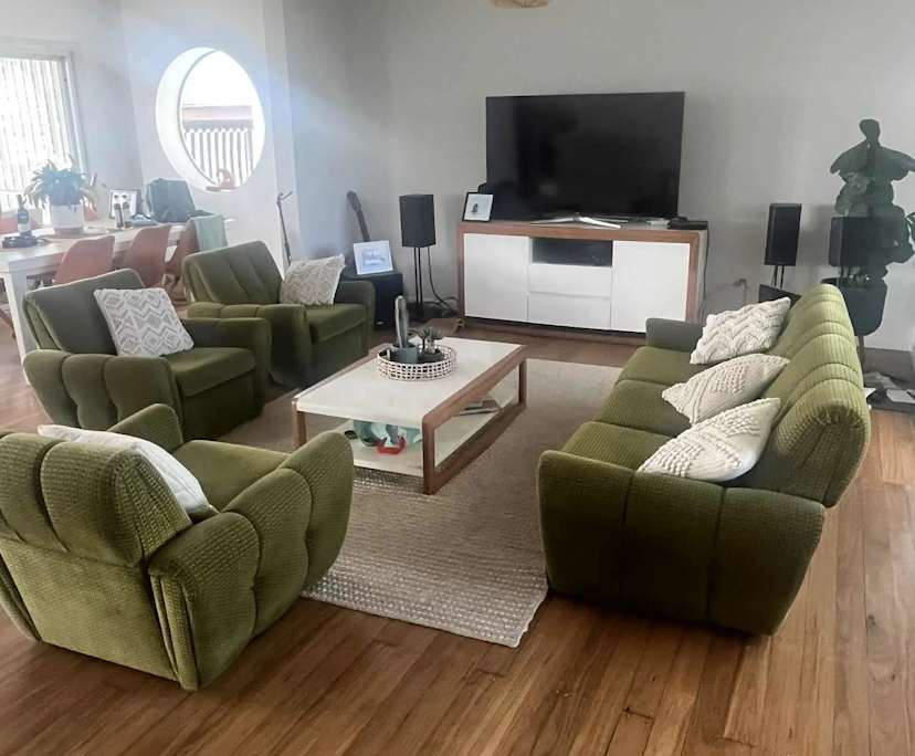 Furnished room with own bathroom