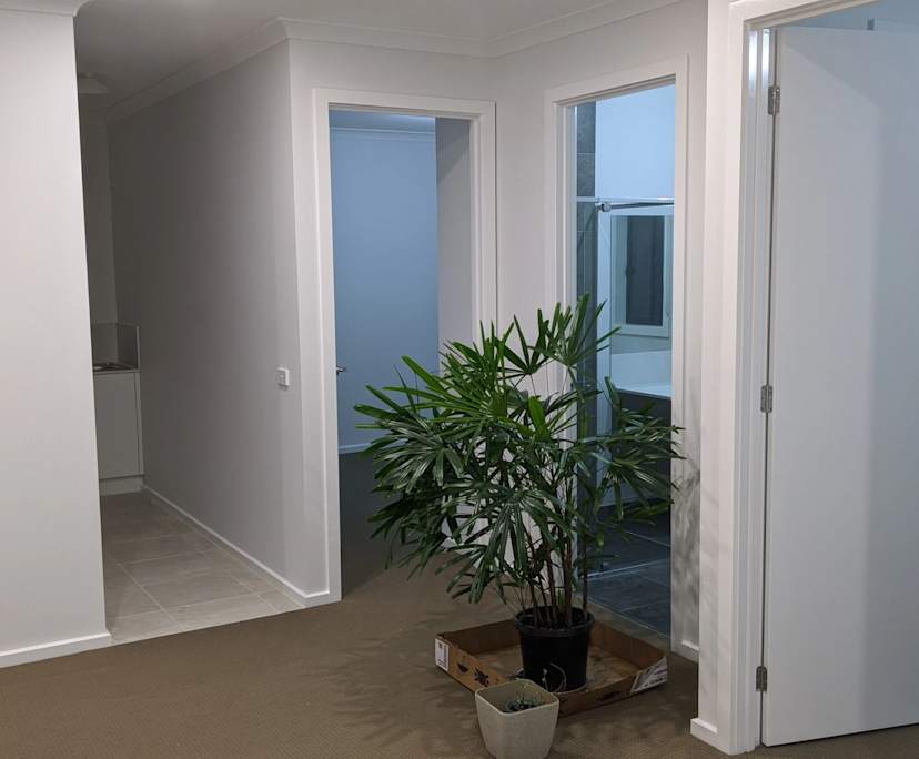 Unfurnished room granny flat for rent