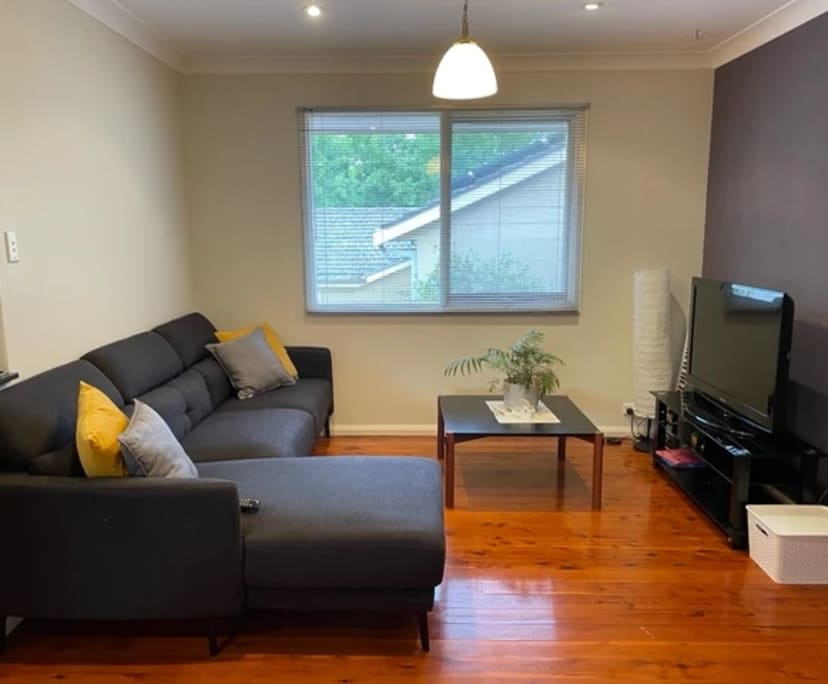 Room in a share house