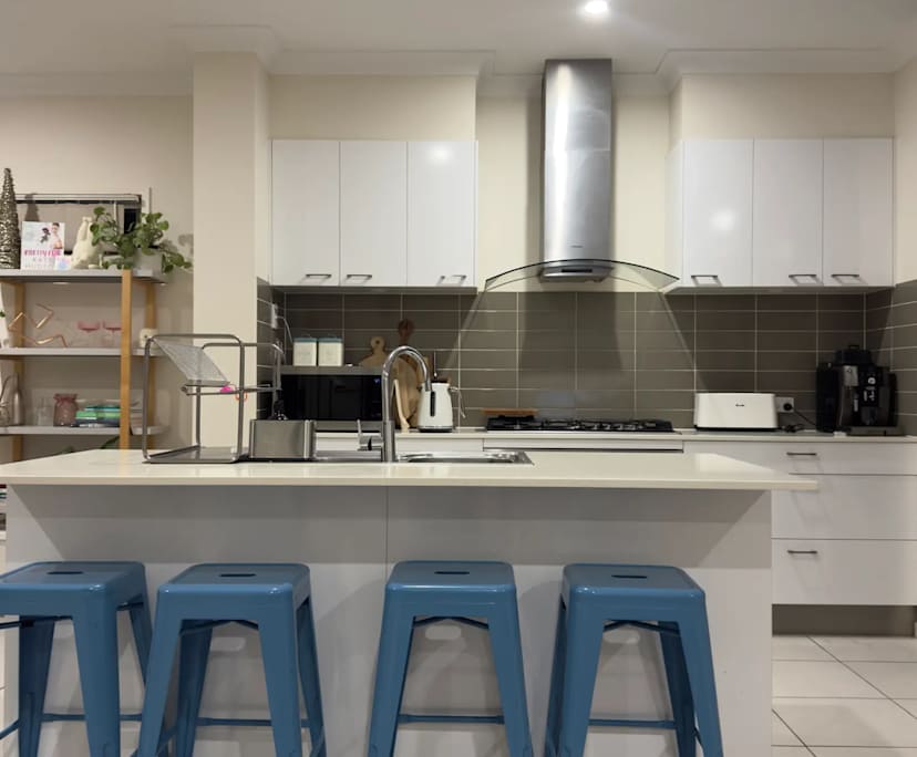 $330, Share-house, 5 bathrooms, Chelmer QLD 4068