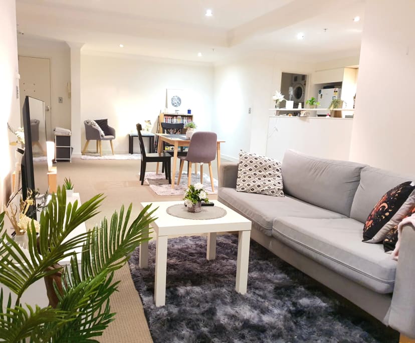 Furnished room in a flatshare