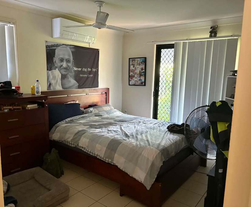 Unfurnished room with own bathroom