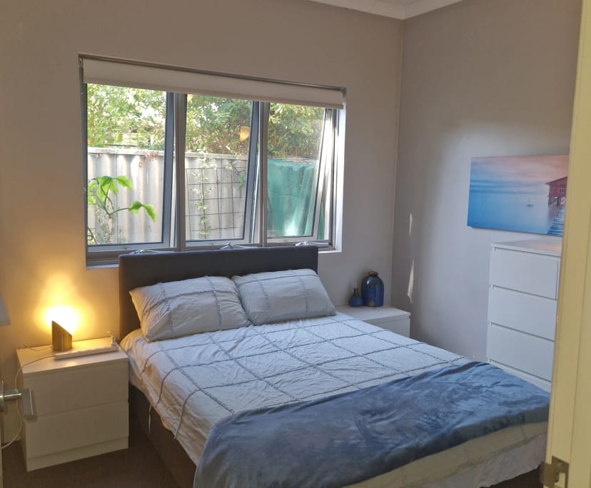 Furnished room in a flatshare