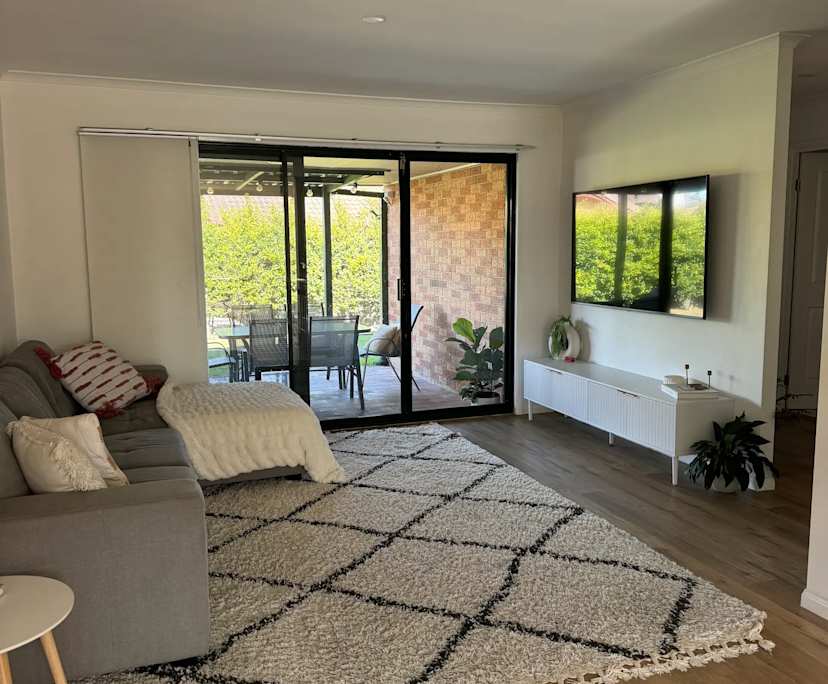 Unfurnished room in a share house