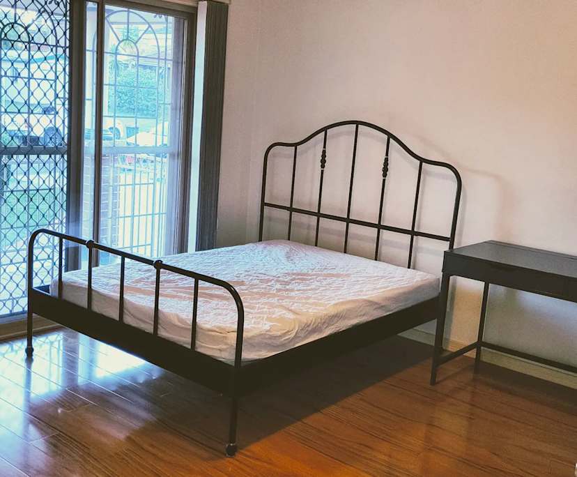 Furnished room with ensuite in a share house