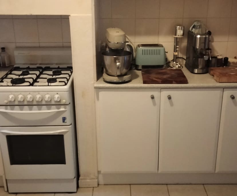 $230, Flatshare, 2 bathrooms, Elsternwick VIC 3185