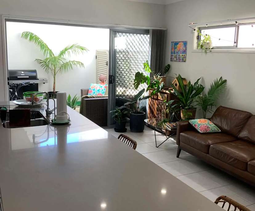 Room in a share house