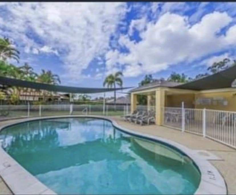 Room for Rent in Arundel, Gold Coast 200, Unfurni...