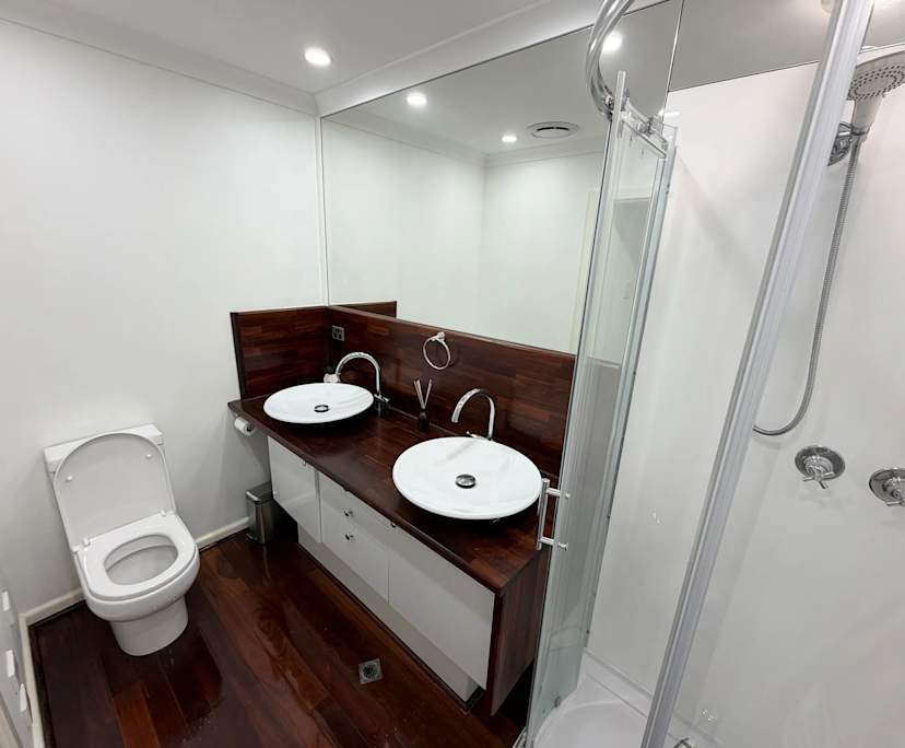 $700, Granny-flat, 2 bathrooms, Bayswater WA 6053