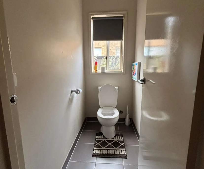 $210, Share-house, 3 bathrooms, Wollert VIC 3750