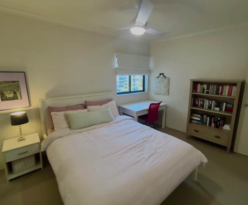 $350, Flatshare, 2 bathrooms, Spring Hill QLD 4000