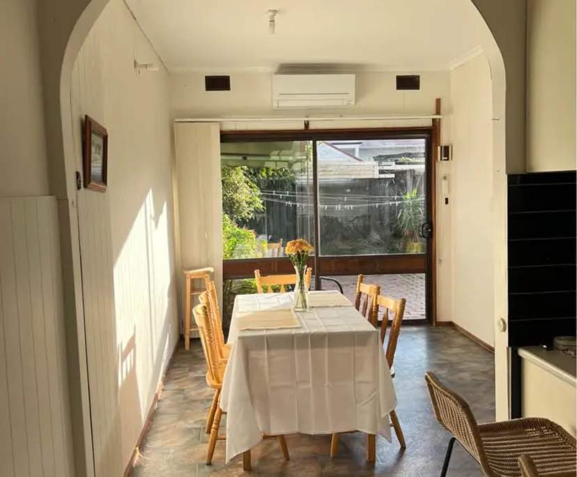 Unfurnished room in a share house