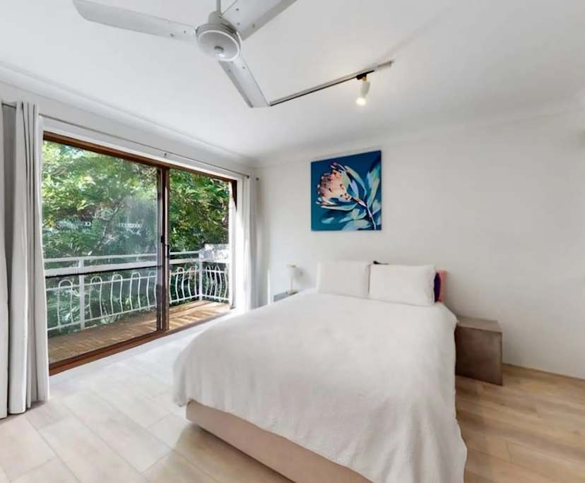 Unfurnished room with own bathroom