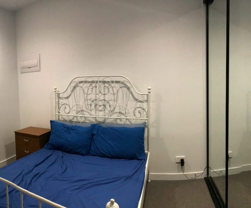 $645, Whole-property, 2 bathrooms, Melbourne VIC 3000