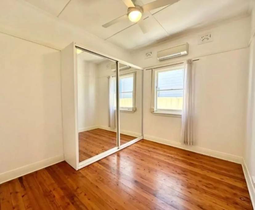 Unfurnished room in a share house