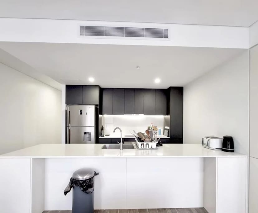 Furnished room in a flatshare