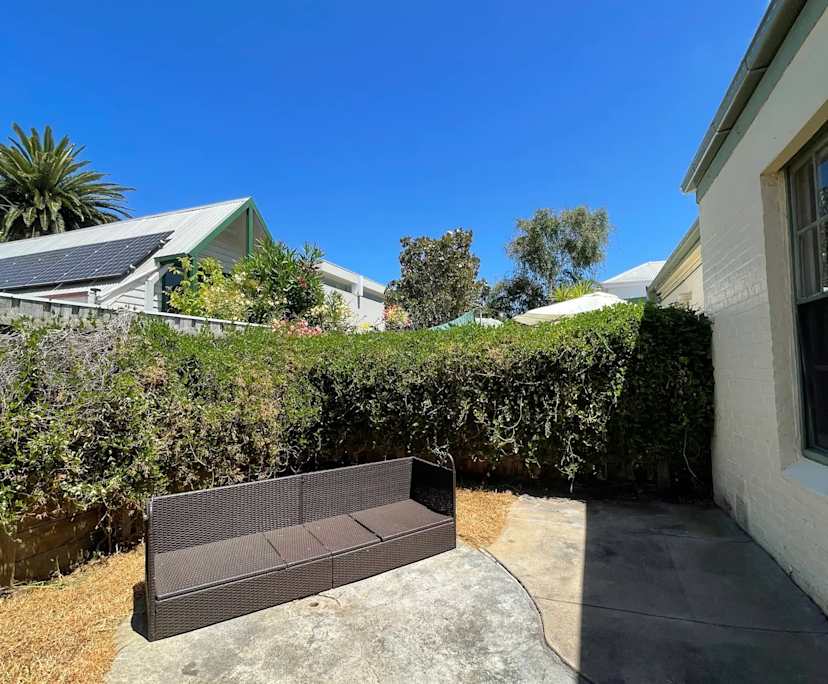 $330, Share-house, 2 bathrooms, St Kilda VIC 3182