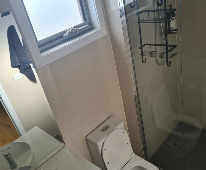 $325, Share-house, 3 bathrooms, Sunshine West VIC 3020