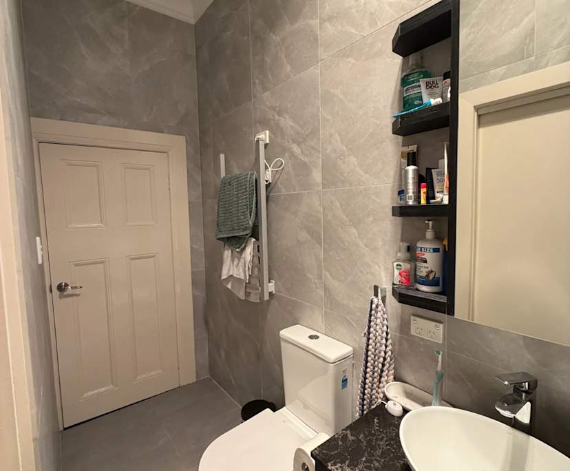 $375, Flatshare, 2 bathrooms, Waverton NSW 2060