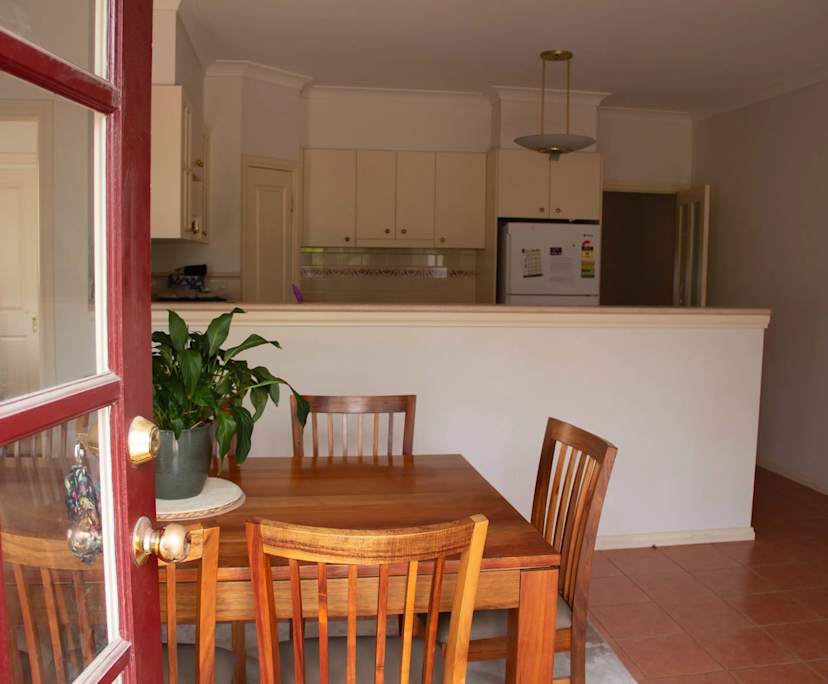 $275, Share-house, 3 bathrooms, Sunshine VIC 3020