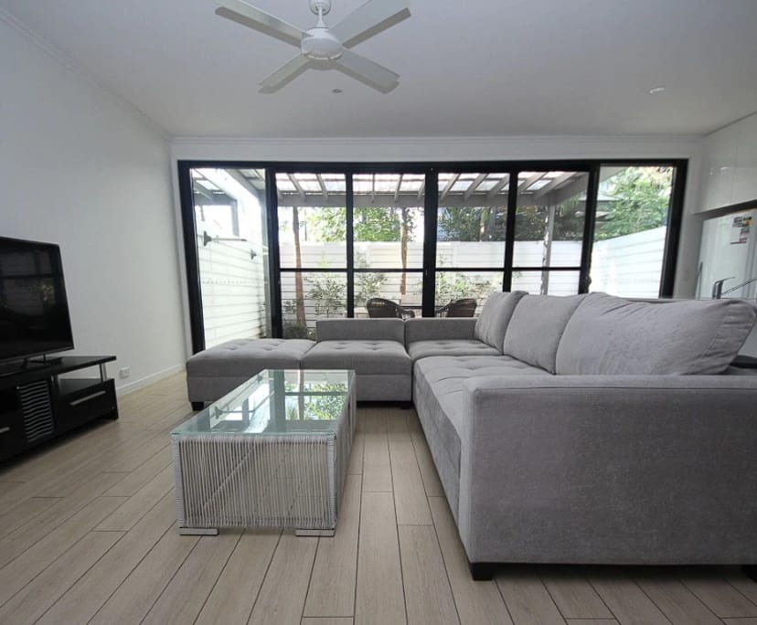 Furnished room in a share house