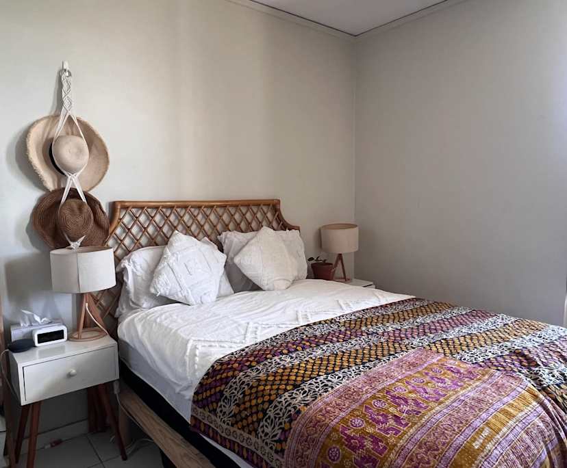 Unfurnished room in a flatshare